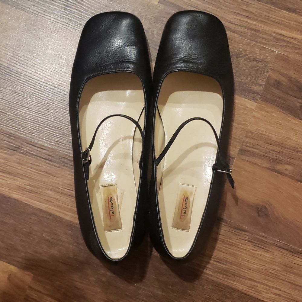 Talbott black shoes